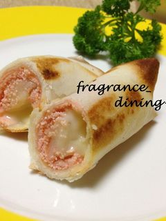 春巻きの皮で♥︎お餅とめんたいことチーズ-レシピのメイン写真