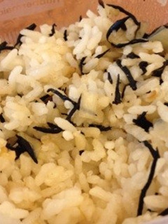 海外でも簡単・炊き込みご飯-レシピのメイン写真