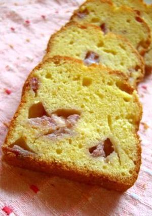 苺とチーズのごろごろパウンド*。○-レシピのメイン写真