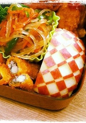 お弁当に◆ダイヤ柄のりんご！応用編-レシピのメイン写真