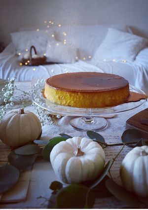 ホールサイズのパンプキンプリン-レシピのメイン写真