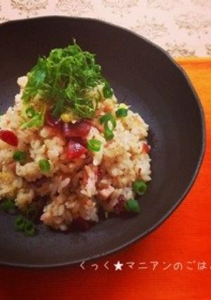 ばぁちゃんの梅漬けで☆おかか焼きめし-レシピのメイン写真