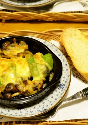 牡蠣とアボカドのチーズ焼き-レシピのメイン写真