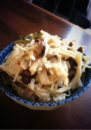 簡単！キノコの炊き込みごはん-レシピのメイン写真