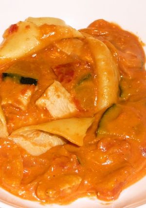 鶏肉のトマトクリーム煮～クレープ包み～-レシピのメイン写真