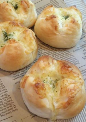 チーズ好きのとろ～り焼きカレーパン☆HB-レシピのメイン写真
