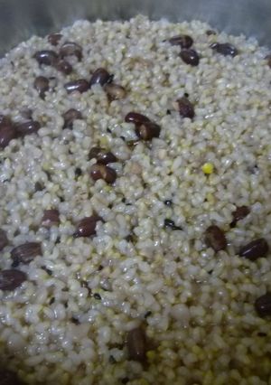 アバウトな感じの発芽玄米酵素雑穀ご飯-レシピのメイン写真