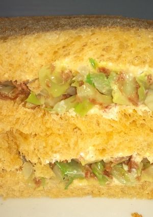 コンビーフで手軽にサンドイッチ-レシピのメイン写真