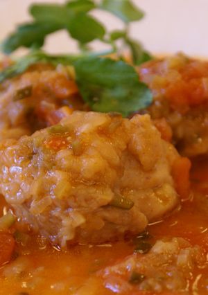 はかせなべで作る鶏もも肉のトマトソース煮-レシピのメイン写真