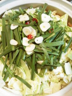 博多発☆あっさりもつ鍋~味噌味スープ~-レシピのメイン写真