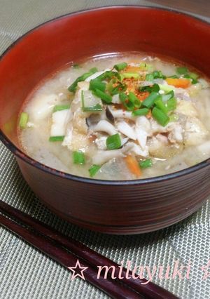 お野菜たっぷり☆うちの豚汁(麦みそ)-レシピのメイン写真