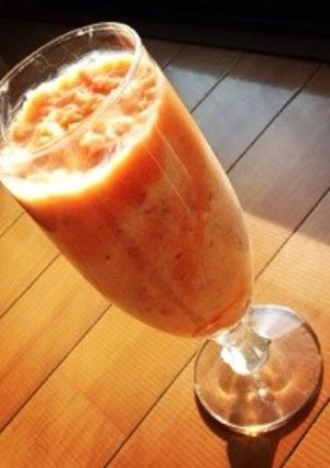 ミキサーいらずの簡単スムージー-レシピのメイン写真