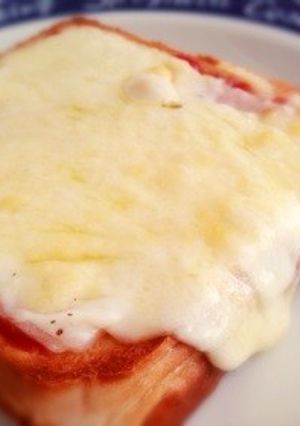 お餅アレンジ★とろけるハニー餅トースト-レシピのメイン写真