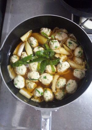 １１月２日晩飯　【鶏団子鍋】-レシピのメイン写真