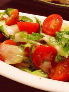 シャキシャキ!セロリとトマトのサラダ-レシピのメイン写真