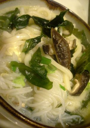チキンスープでおうどん-レシピのメイン写真