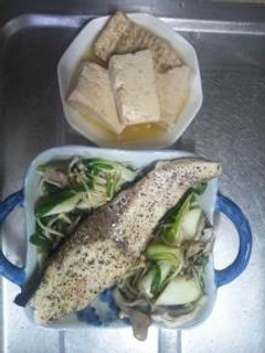 11月20日晩飯【煮豆腐とブリの塩焼き】-レシピのメイン写真