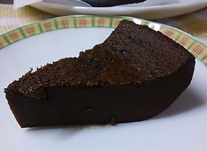 炊飯器で、簡単ガトーショコラ風ケーキ-レシピのメイン写真