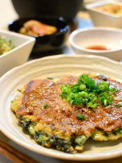 ミネラルたっぷり。わかめのお好み焼き-レシピのメイン写真