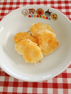 手づかみ離乳食! ポテトチーズおやき-レシピのメイン写真