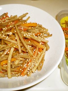マヨで炒めたきんぴらごぼう-レシピのメイン写真