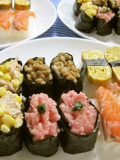 簡単!お寿司の盛り合わせ(軍艦巻きも♪)-レシピのメイン写真