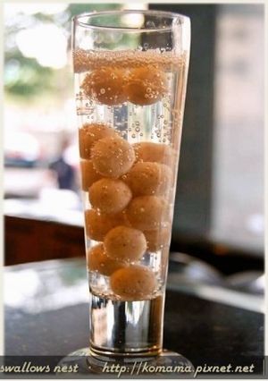 黑Q雪碧飲．柯媽媽の植物燕窩-レシピのメイン写真