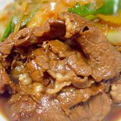 รูปของ すき焼き風煮込み
