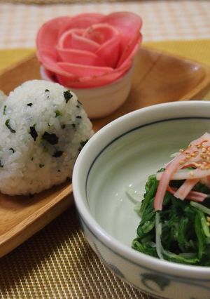 朝ごはんに♪混ぜ込みわかめ★水菜の和え物-レシピのメイン写真