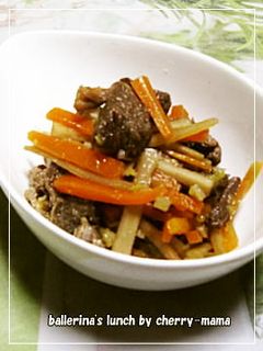 お弁当のおかず★牛スジと根菜の煮込み-レシピのメイン写真