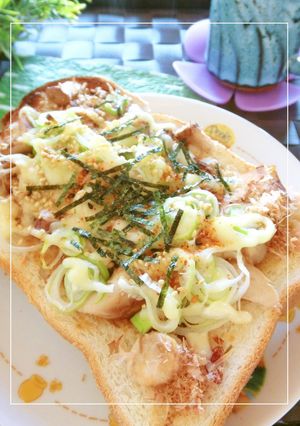 椎茸の軸×葱の醤油麹おかかトースト-レシピのメイン写真