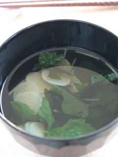 うどとわかめのすまし汁-レシピのメイン写真