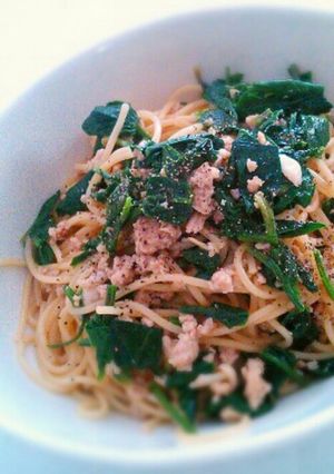 ランチに☆鶏とほうれん草の和風パスタ-レシピのメイン写真