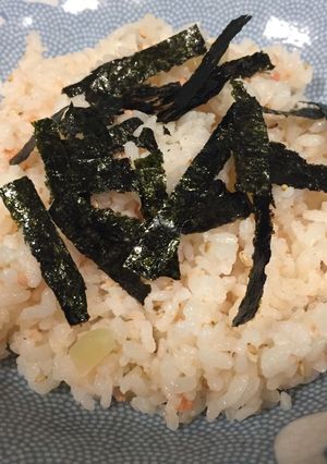 味付けはすし酢だけ☆簡単！鮭の混ぜ寿司-レシピのメイン写真