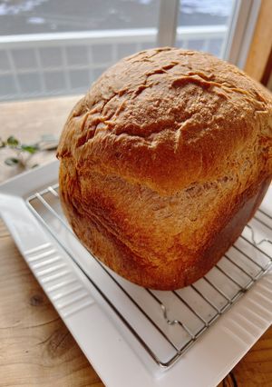 mホームベーカリーDE黒豆煮汁の食パン-レシピのメイン写真