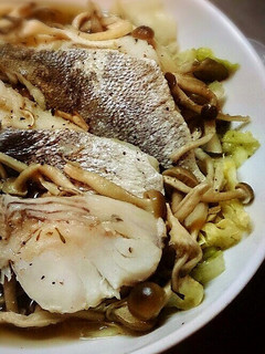 鱈とキャベツときのこのフライパン蒸し-レシピのメイン写真