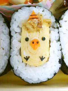 キャラ恵方巻き キイロイトリ-レシピのメイン写真
