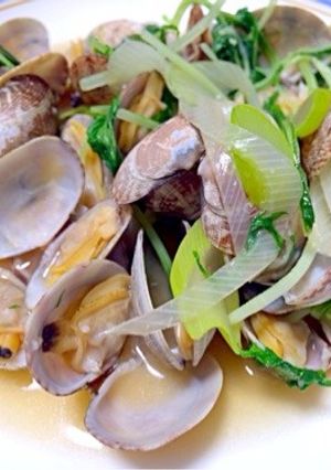 簡単！あさりと水菜のガーリック酒蒸し-レシピのメイン写真