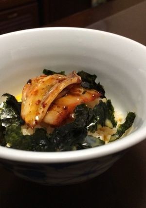 炒めキムチ＋ごま油＋ノリ卵かけごはん-レシピのメイン写真