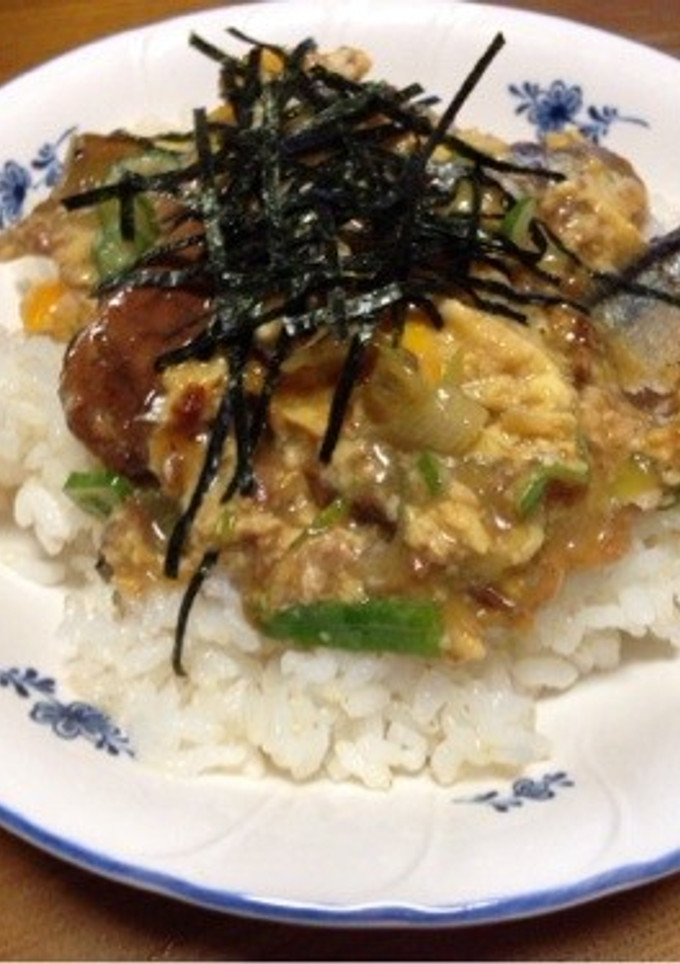 ササッとサンマ！蒲焼き缶で卵とじ丼☆-レシピのメイン写真