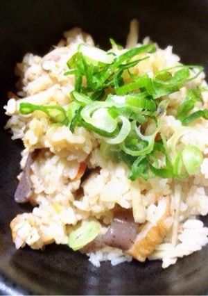 優しい味〜♡鶏とごぼうの炊き込みごはん-レシピのメイン写真