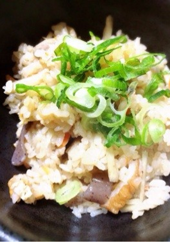 優しい味〜♡鶏とごぼうの炊き込みごはん-レシピのメイン写真