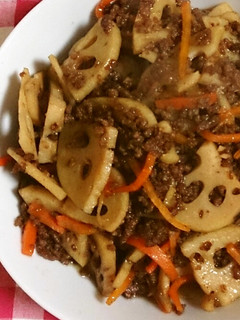 お手軽☆ひき肉とれんこんで甘辛きんぴら-レシピのメイン写真