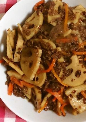 お手軽☆ひき肉とれんこんで甘辛きんぴら-レシピのメイン写真