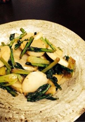 カブを丸ごと食べよ〜♪ニンニク醤油炒め♡-レシピのメイン写真