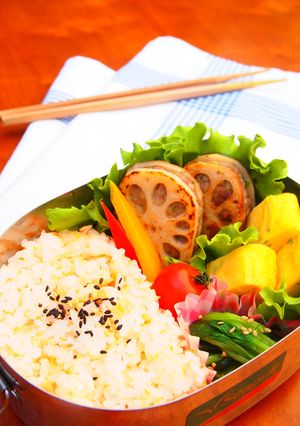 お弁当に！れんこんとミンチのはさみ焼き-レシピのメイン写真