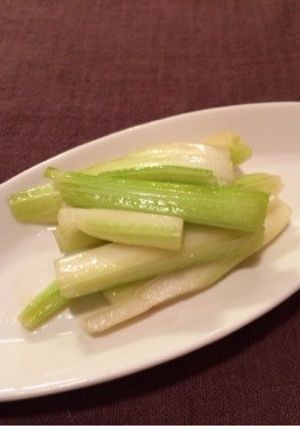 あっと言う間‼︎ 一味違うセロリの浅漬け-レシピのメイン写真