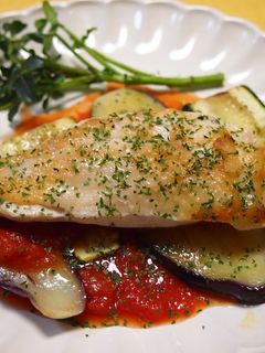 HOTトマトソースで鶏ソテー野菜添え-レシピのメイン写真