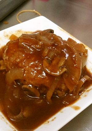 絶品!!簡単うまうま煮込みハンバーグ♪-レシピのメイン写真