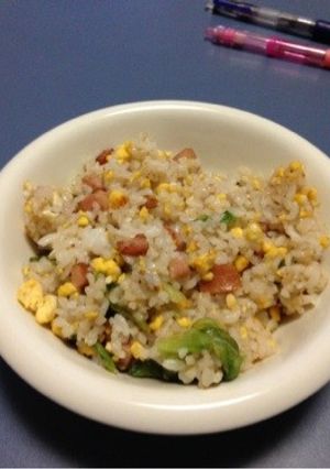 ウインナーとレタスの卵炒飯-レシピのメイン写真